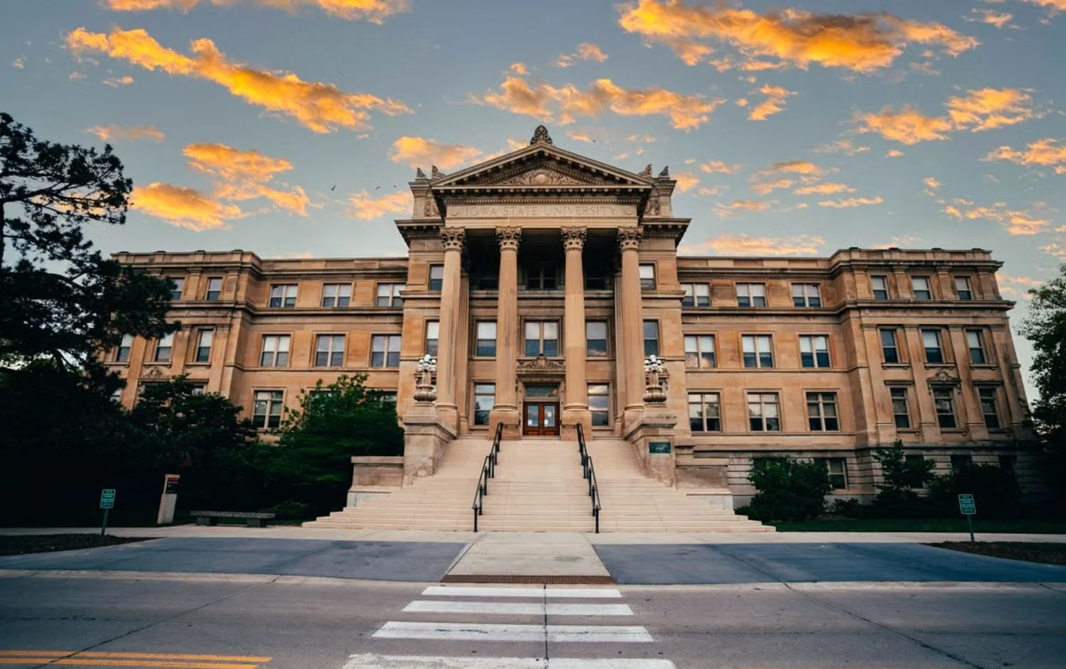 Top 15 Central and State Universities FI